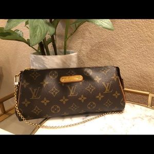 Louis Vuitton Eva clutch (SOLD)